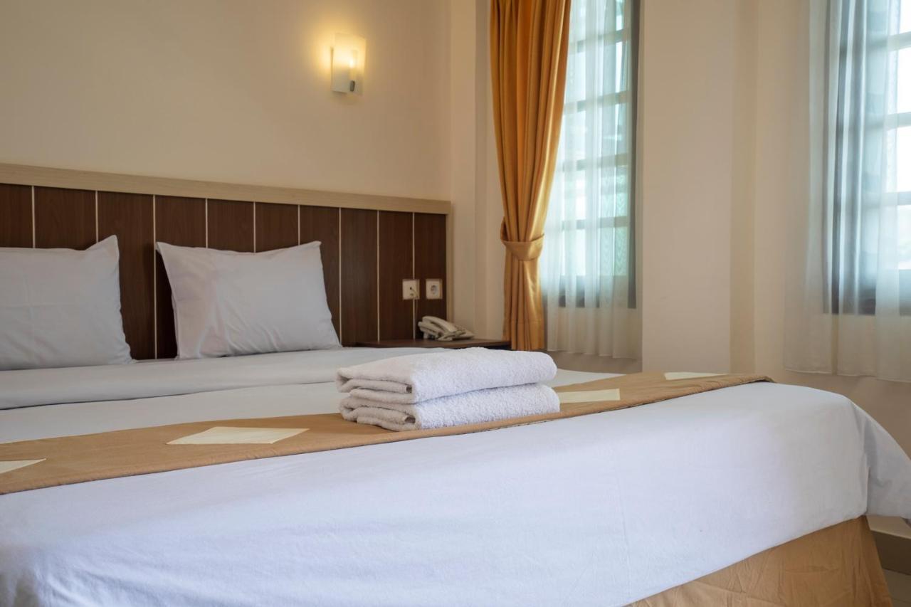 Dago's Hill Hotel Bandung Esterno foto