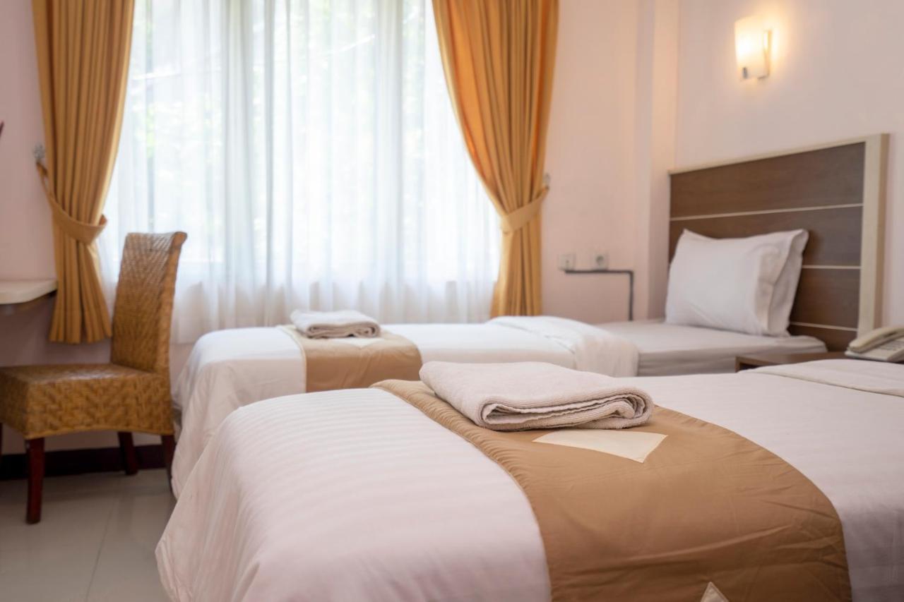 Dago's Hill Hotel Bandung Esterno foto